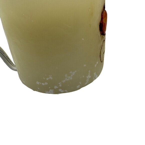 Electric Give Thanks Candle With Pumpkins Design By The Evermore Candle - Picture 6 of 6